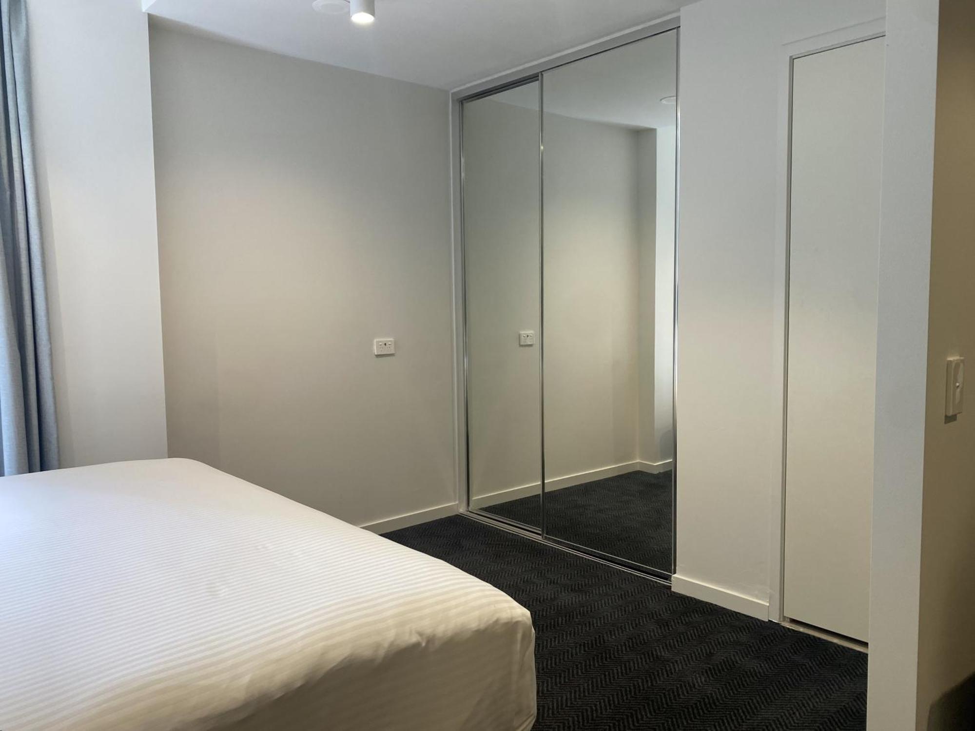 Brady Apartment Hotel Hardware Lane Melbourne Bagian luar foto